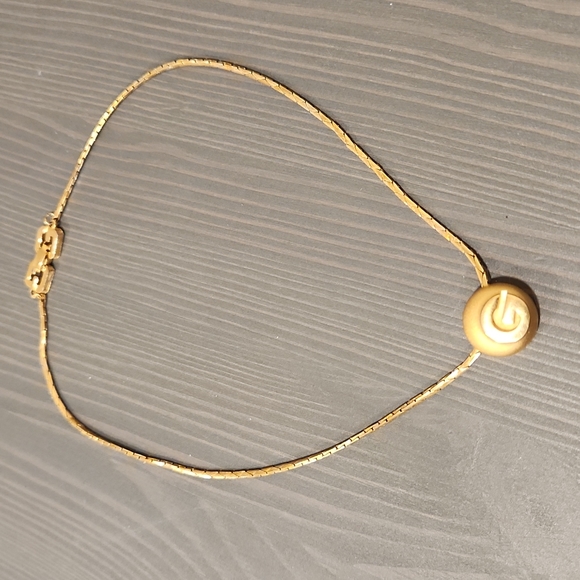 Authentic Givenchy Vintage Necklace - Picture 2 of 7